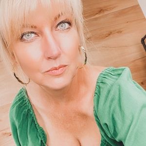 Meet your Posher, Jacqueline